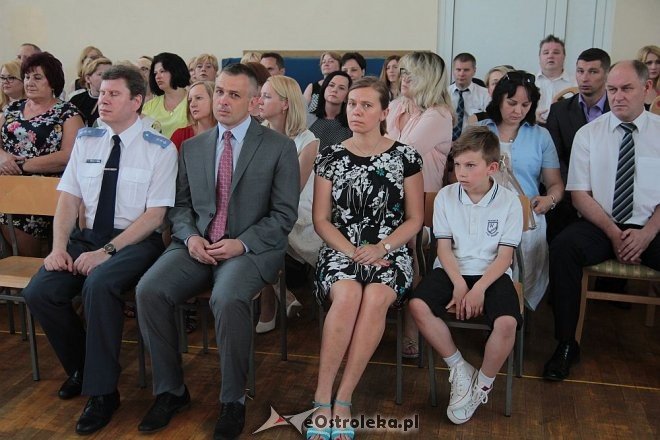 Zakończenie roku szkolnego ostrołęckich szkołach [24.06.2016] - zdjęcie #357 - eOstroleka.pl