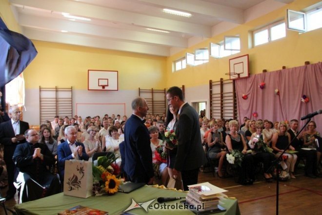 Zakończenie roku szkolnego ostrołęckich szkołach [24.06.2016] - zdjęcie #597 - eOstroleka.pl