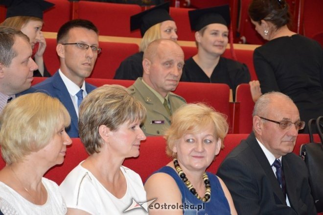 Wręczenie dyplomów absolwentom WSAP Ostrołęka [01.07.2016] - zdjęcie #4 - eOstroleka.pl