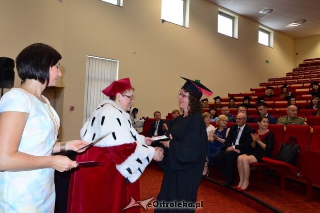 Wręczenie dyplomów absolwentom WSAP Ostrołęka [01.07.2016] - zdjęcie #39 - eOstroleka.pl