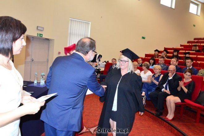 Wręczenie dyplomów absolwentom WSAP Ostrołęka [01.07.2016] - zdjęcie #46 - eOstroleka.pl