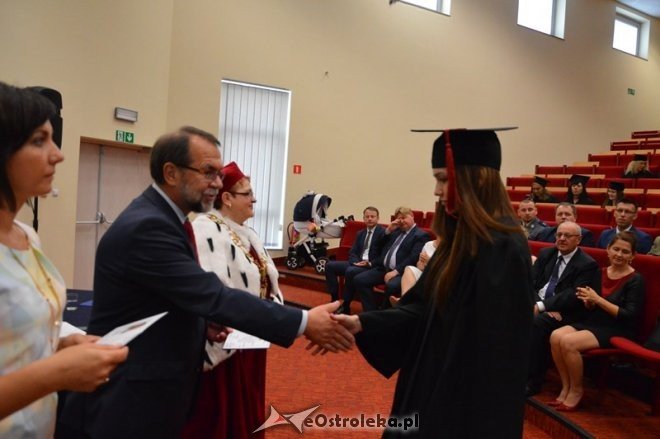 Wręczenie dyplomów absolwentom WSAP Ostrołęka [01.07.2016] - zdjęcie #49 - eOstroleka.pl