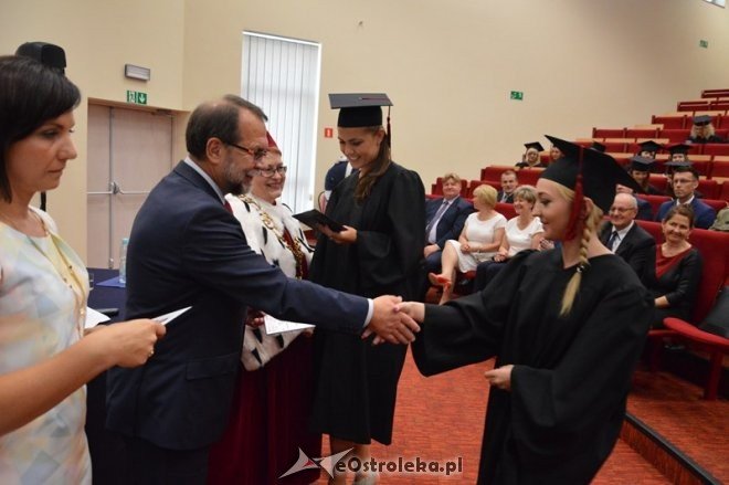 Wręczenie dyplomów absolwentom WSAP Ostrołęka [01.07.2016] - zdjęcie #53 - eOstroleka.pl