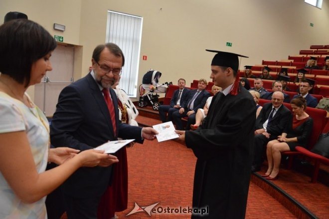 Wręczenie dyplomów absolwentom WSAP Ostrołęka [01.07.2016] - zdjęcie #59 - eOstroleka.pl