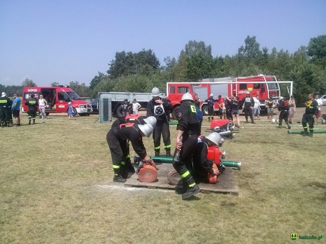 Gminne Zawody Sportowo-Pożarnicze Ochotniczych Straży Pożarnych z gmin Łyse, Kadzidło i Lelis [04.07.2016] - zdjęcie #112 - eOstroleka.pl