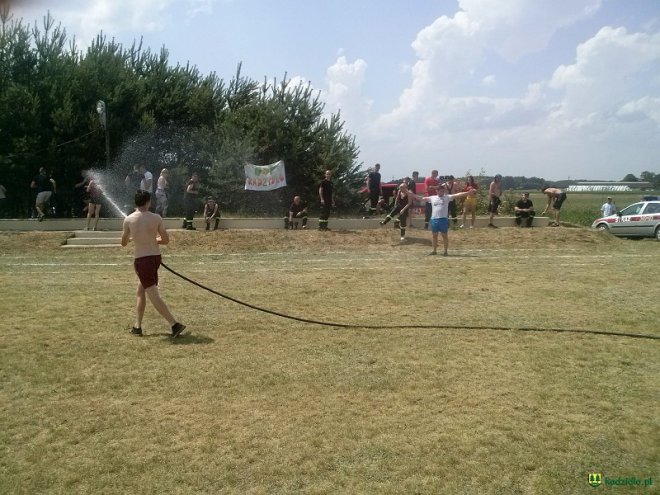 Gminne Zawody Sportowo-Pożarnicze Ochotniczych Straży Pożarnych z gmin Łyse, Kadzidło i Lelis [04.07.2016] - zdjęcie #87 - eOstroleka.pl