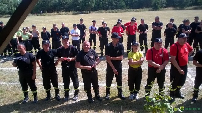 Gminne Zawody Sportowo-Pożarnicze Ochotniczych Straży Pożarnych z gmin Łyse, Kadzidło i Lelis [04.07.2016] - zdjęcie #74 - eOstroleka.pl