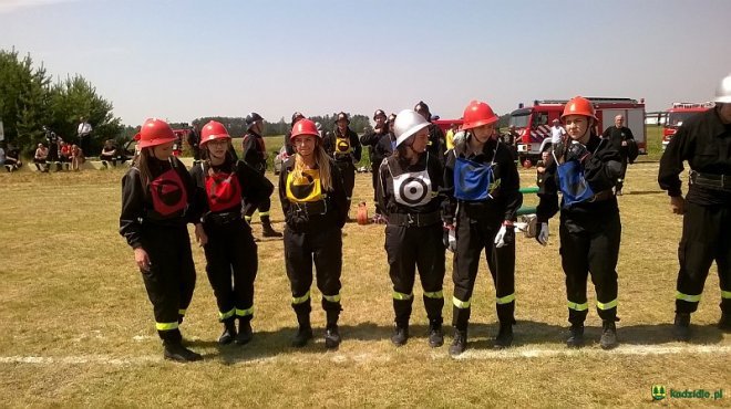 Gminne Zawody Sportowo-Pożarnicze Ochotniczych Straży Pożarnych z gmin Łyse, Kadzidło i Lelis [04.07.2016] - zdjęcie #56 - eOstroleka.pl