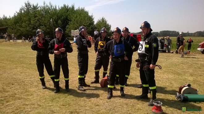 Gminne Zawody Sportowo-Pożarnicze Ochotniczych Straży Pożarnych z gmin Łyse, Kadzidło i Lelis [04.07.2016] - zdjęcie #55 - eOstroleka.pl