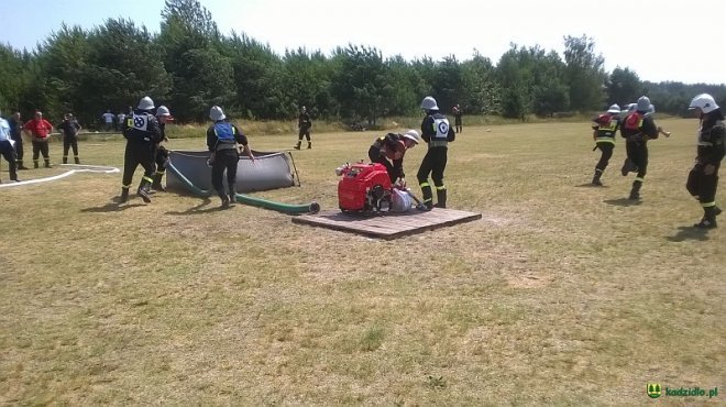 Gminne Zawody Sportowo-Pożarnicze Ochotniczych Straży Pożarnych z gmin Łyse, Kadzidło i Lelis [04.07.2016] - zdjęcie #36 - eOstroleka.pl