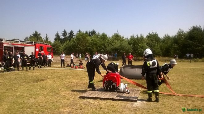 Gminne Zawody Sportowo-Pożarnicze Ochotniczych Straży Pożarnych z gmin Łyse, Kadzidło i Lelis [04.07.2016] - zdjęcie #35 - eOstroleka.pl