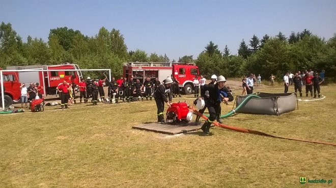 Gminne Zawody Sportowo-Pożarnicze Ochotniczych Straży Pożarnych z gmin Łyse, Kadzidło i Lelis [04.07.2016] - zdjęcie #33 - eOstroleka.pl