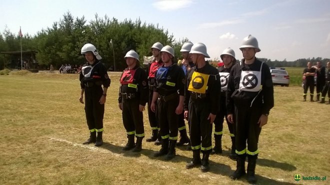 Gminne Zawody Sportowo-Pożarnicze Ochotniczych Straży Pożarnych z gmin Łyse, Kadzidło i Lelis [04.07.2016] - zdjęcie #28 - eOstroleka.pl