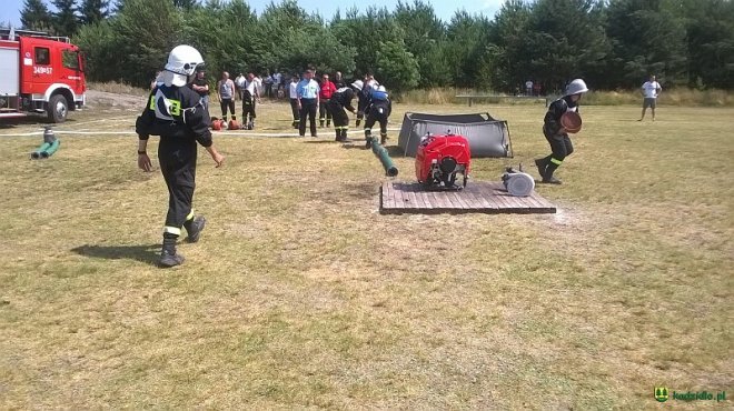 Gminne Zawody Sportowo-Pożarnicze Ochotniczych Straży Pożarnych z gmin Łyse, Kadzidło i Lelis [04.07.2016] - zdjęcie #22 - eOstroleka.pl