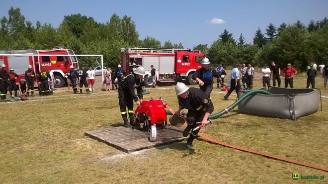 Gminne Zawody Sportowo-Pożarnicze Ochotniczych Straży Pożarnych z gmin Łyse, Kadzidło i Lelis [04.07.2016] - zdjęcie #18 - eOstroleka.pl