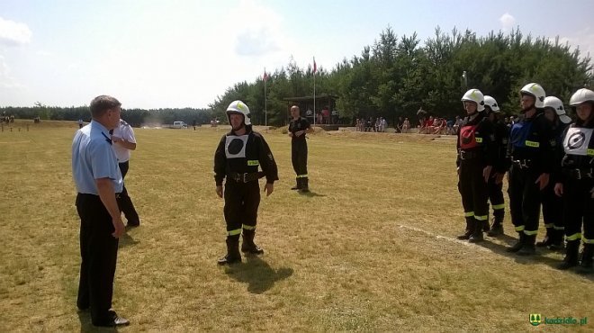 Gminne Zawody Sportowo-Pożarnicze Ochotniczych Straży Pożarnych z gmin Łyse, Kadzidło i Lelis [04.07.2016] - zdjęcie #10 - eOstroleka.pl