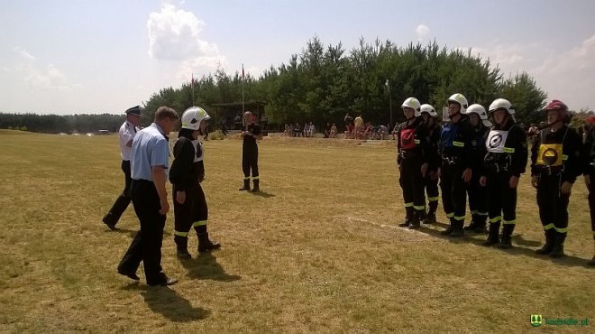 Gminne Zawody Sportowo-Pożarnicze Ochotniczych Straży Pożarnych z gmin Łyse, Kadzidło i Lelis [04.07.2016] - zdjęcie #9 - eOstroleka.pl