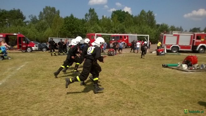 Gminne Zawody Sportowo-Pożarnicze Ochotniczych Straży Pożarnych z gmin Łyse, Kadzidło i Lelis [04.07.2016] - zdjęcie #6 - eOstroleka.pl