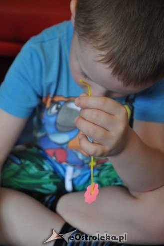 Dzień Hawajski w Punkcie Przedszkolnym Kangurek [18.07.2016] - zdjęcie #60 - eOstroleka.pl