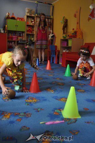 Dzień Hawajski w Punkcie Przedszkolnym Kangurek [18.07.2016] - zdjęcie #19 - eOstroleka.pl