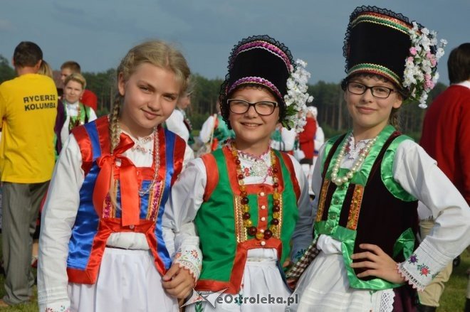 Światowy Zlot Młodzieży Kurpiowskiej - rekord Guinnessa [24.07.2016] - zdjęcie #2 - eOstroleka.pl