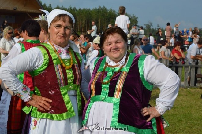 Światowy Zlot Młodzieży Kurpiowskiej - rekord Guinnessa [24.07.2016] - zdjęcie #63 - eOstroleka.pl