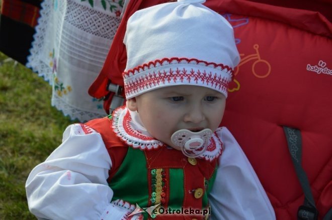Światowy Zlot Młodzieży Kurpiowskiej - rekord Guinnessa [24.07.2016] - zdjęcie #13 - eOstroleka.pl