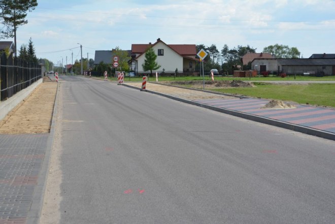 Inwestycje drogowe w gminie Łyse zakończone [28.07.2016] - zdjęcie #19 - eOstroleka.pl