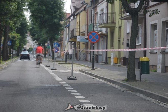 Ostatnie przygotowania do zamknięcia starego mostu [29.07.2016] - zdjęcie #12 - eOstroleka.pl