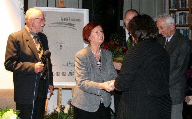 Ja, trzcina na wietrze - wieczór z Marią Rochowicz  (19.11.09) - zdjęcie #7 - eOstroleka.pl