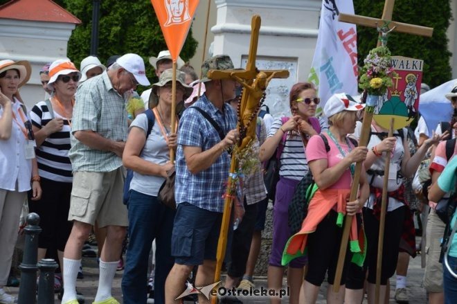 Pielgrzymi diecezji ełckiej odwiedzili Ostrołękę [31.07.2016] - zdjęcie #43 - eOstroleka.pl