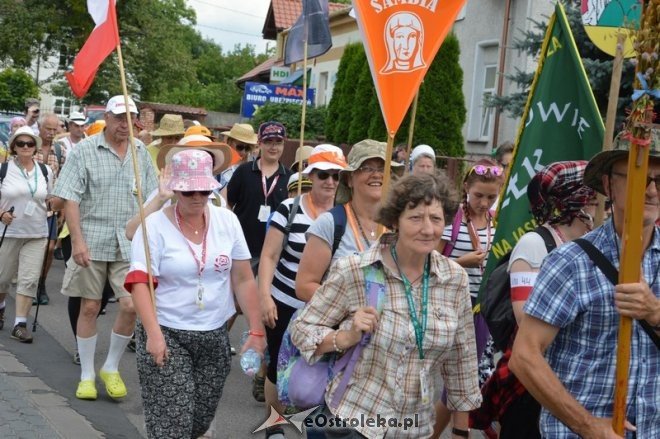 Pielgrzymi diecezji ełckiej odwiedzili Ostrołękę [31.07.2016] - zdjęcie #35 - eOstroleka.pl