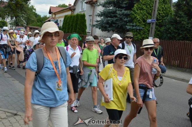 Pielgrzymi diecezji ełckiej odwiedzili Ostrołękę [31.07.2016] - zdjęcie #14 - eOstroleka.pl