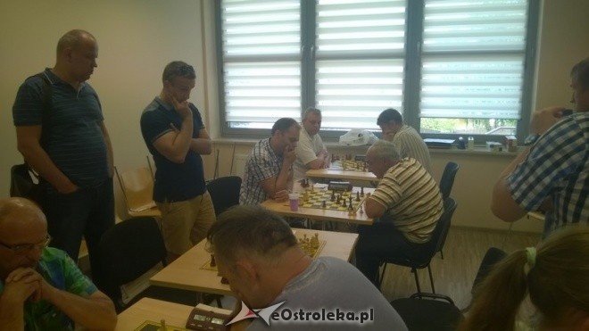 Turniej szachowy w Parku Wodnym Aquarium [31.07.2016] - zdjęcie #1 - eOstroleka.pl
