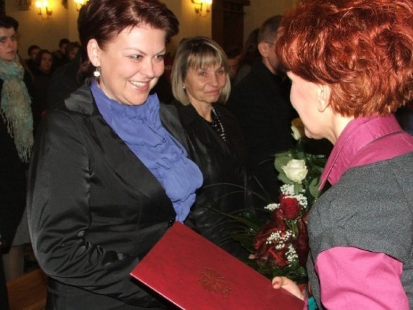VI Edycja Wyróżnienia „Narodowi i Ojczyźnie” (20.11.09) - zdjęcie #7 - eOstroleka.pl