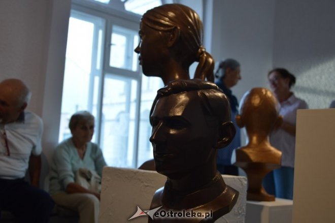Wernisaż wystawy rzeźby Michała Selerowskiego [04.08.2016] - zdjęcie #6 - eOstroleka.pl