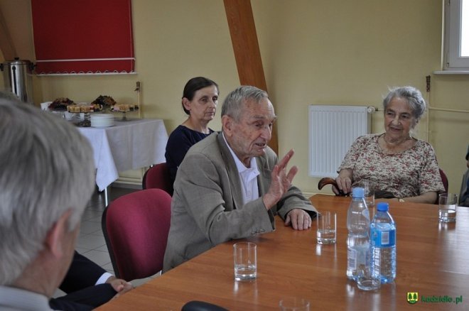 Spotkanie z profesorem Henrykiem Samsonowiczem w Długosiodle [09.08.2016] - zdjęcie #14 - eOstroleka.pl