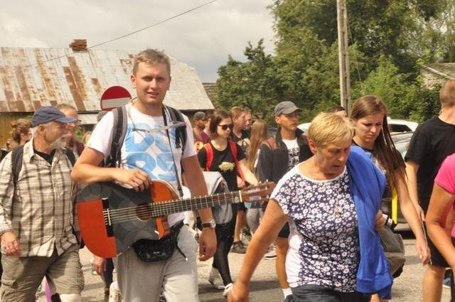 Pielgrzymka na Jasną Górę - dzień jedenasty [12.08.2016] - zdjęcie #3 - eOstroleka.pl