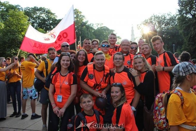 Piesza Pielgrzymka Łomżyńska już na Jasnej Górze [15.08.2016] - zdjęcie #23 - eOstroleka.pl