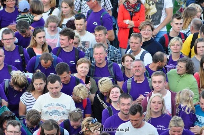 Piesza Pielgrzymka Łomżyńska już na Jasnej Górze [15.08.2016] - zdjęcie #12 - eOstroleka.pl