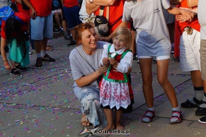 Piesza Pielgrzymka Łomżyńska już na Jasnej Górze [15.08.2016] - zdjęcie #10 - eOstroleka.pl