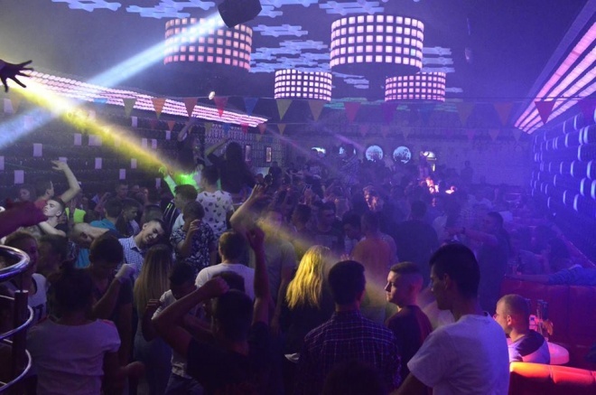 10-te urodziny Clubu Ibiza Zalesie [13.08.2016] - zdjęcie #79 - eOstroleka.pl