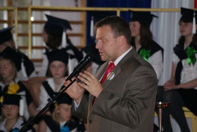 Oficjalne otwarcie Orlika przy SP 6 (27.11.09) - zdjęcie #57 - eOstroleka.pl