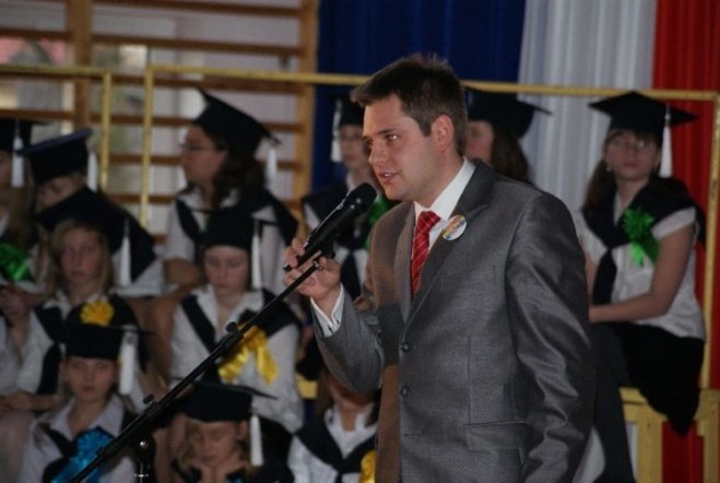 Oficjalne otwarcie Orlika przy SP 6 (27.11.09) - zdjęcie #54 - eOstroleka.pl