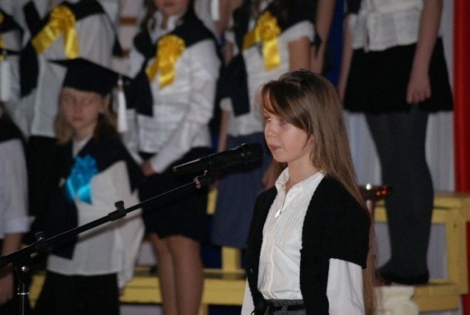 Oficjalne otwarcie Orlika przy SP 6 (27.11.09) - zdjęcie #51 - eOstroleka.pl