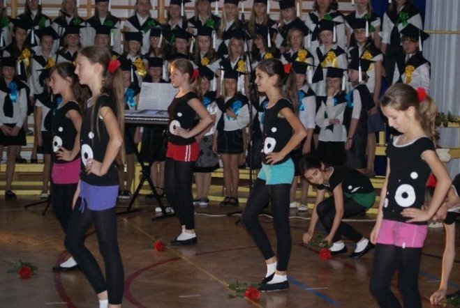 Oficjalne otwarcie Orlika przy SP 6 (27.11.09) - zdjęcie #30 - eOstroleka.pl