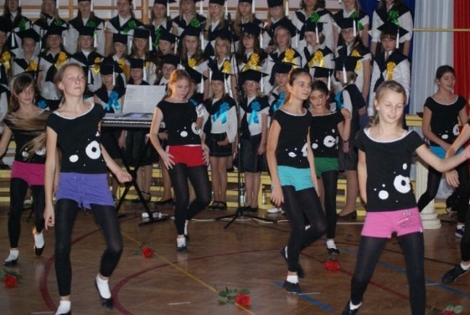 Oficjalne otwarcie Orlika przy SP 6 (27.11.09) - zdjęcie #29 - eOstroleka.pl