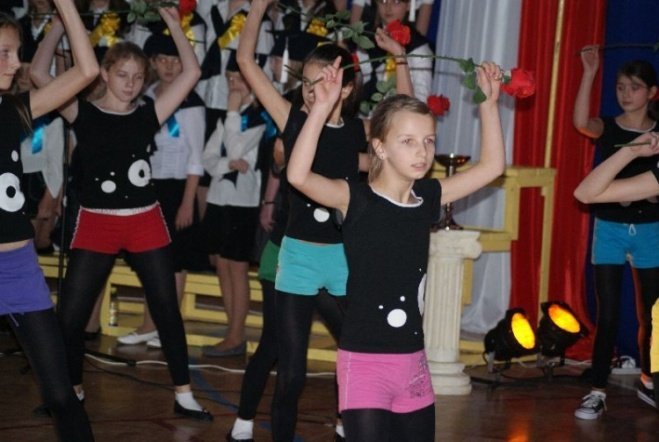 Oficjalne otwarcie Orlika przy SP 6 (27.11.09) - zdjęcie #27 - eOstroleka.pl