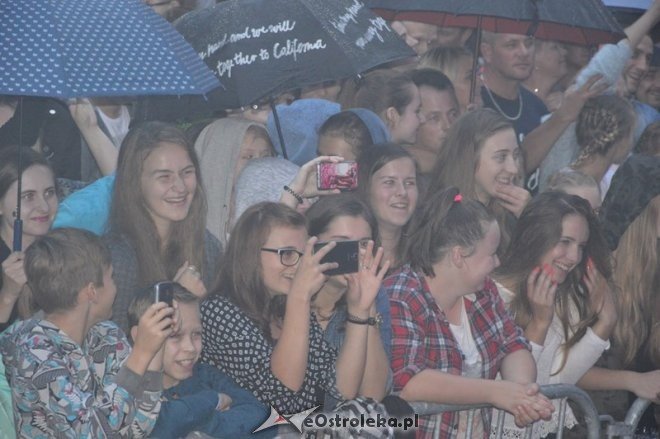 Dożynki na Kurpiach w Lelisie z Jackiem Kawalcem i zespołem MIG [21.08.2016] - zdjęcie #30 - eOstroleka.pl