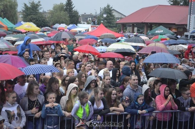Dożynki na Kurpiach w Lelisie z Jackiem Kawalcem i zespołem MIG [21.08.2016] - zdjęcie #28 - eOstroleka.pl